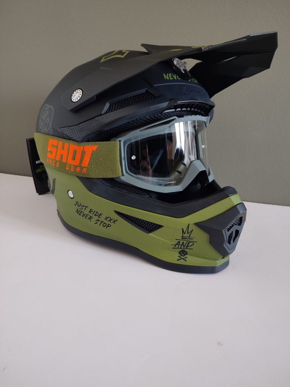 Casque moto cross + lunette